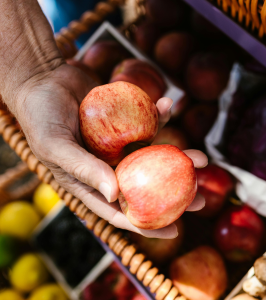 Braeburn Apples requested from a vessel